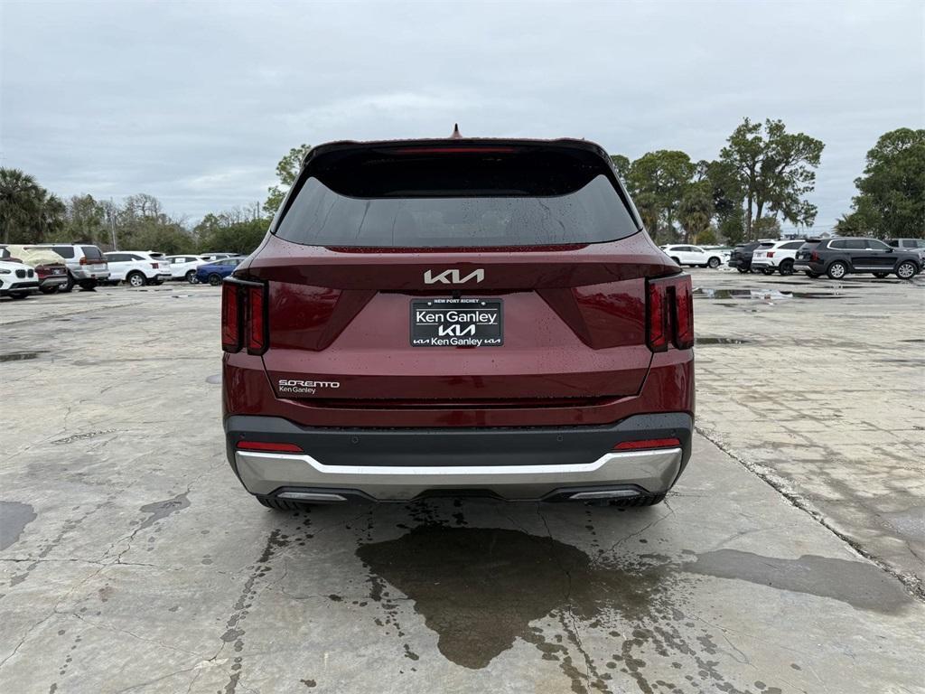 new 2025 Kia Sorento car, priced at $38,685
