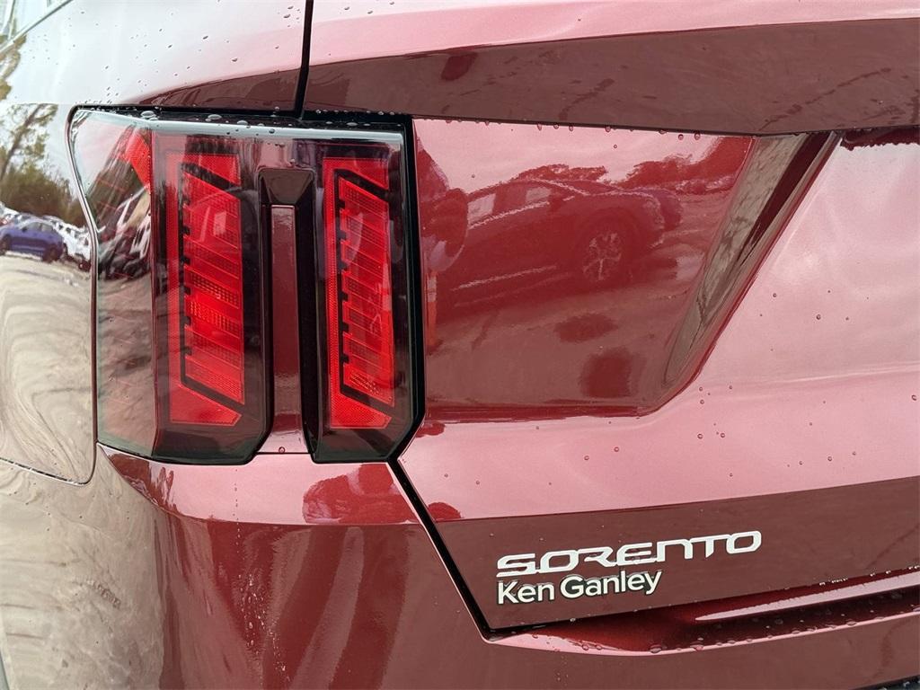 new 2025 Kia Sorento car, priced at $38,685