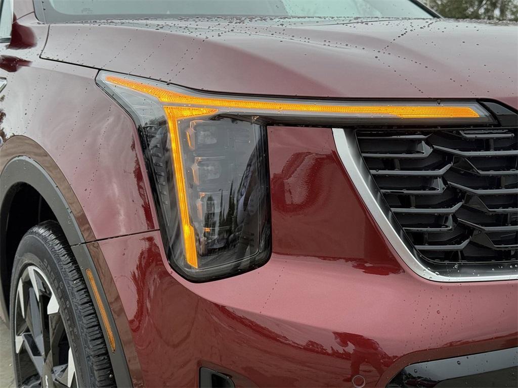 new 2025 Kia Sorento car, priced at $38,685