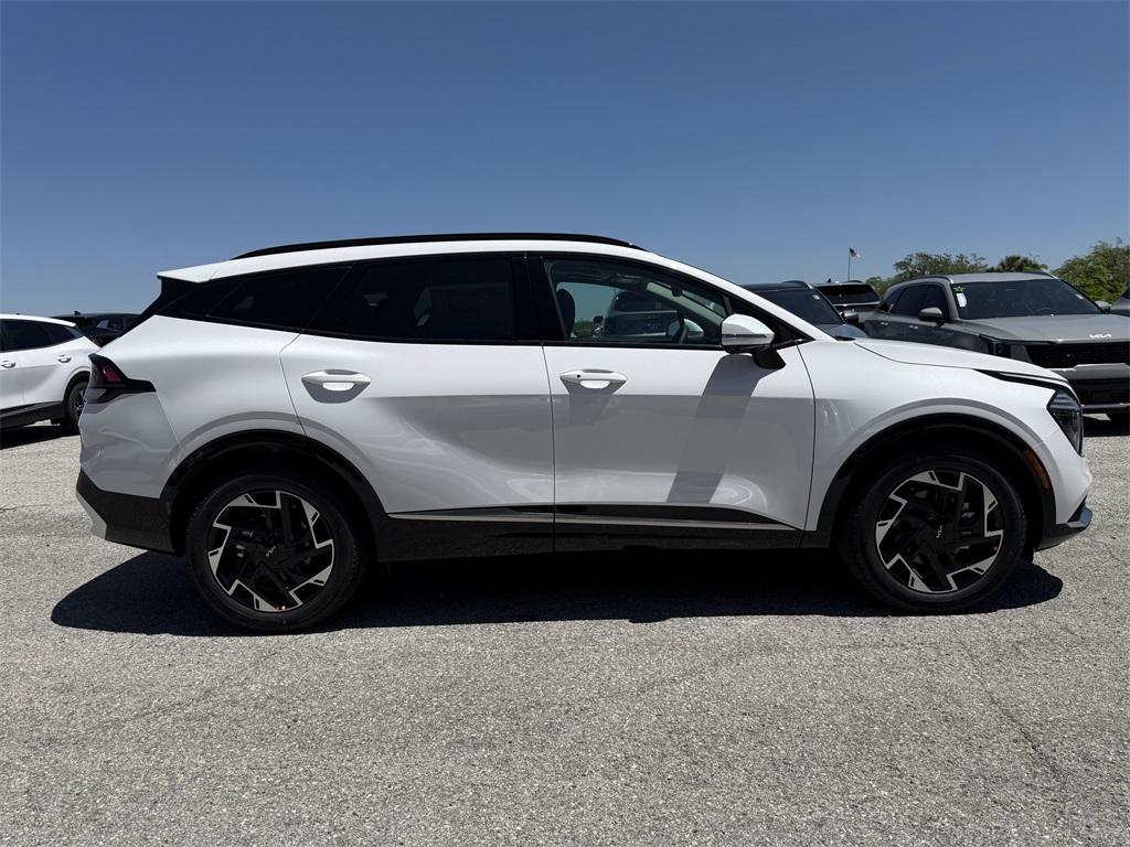 new 2025 Kia Sportage car, priced at $35,405