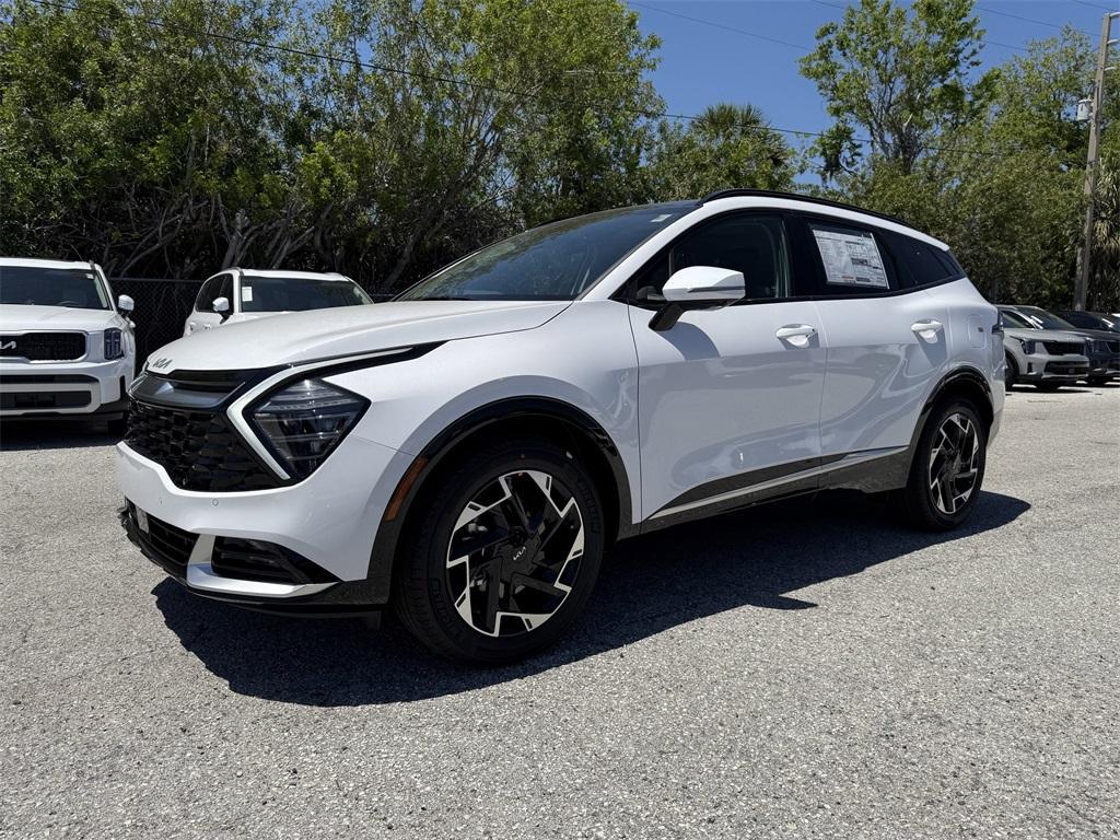new 2025 Kia Sportage car, priced at $35,405