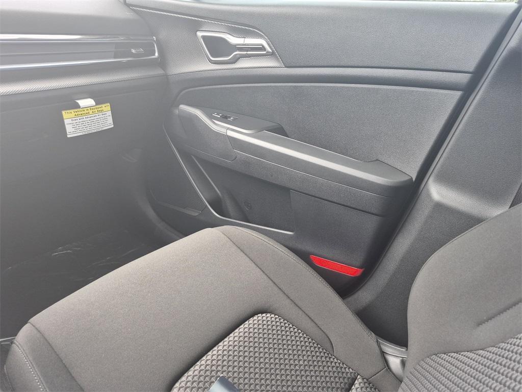 new 2025 Kia Sportage Hybrid car, priced at $31,585