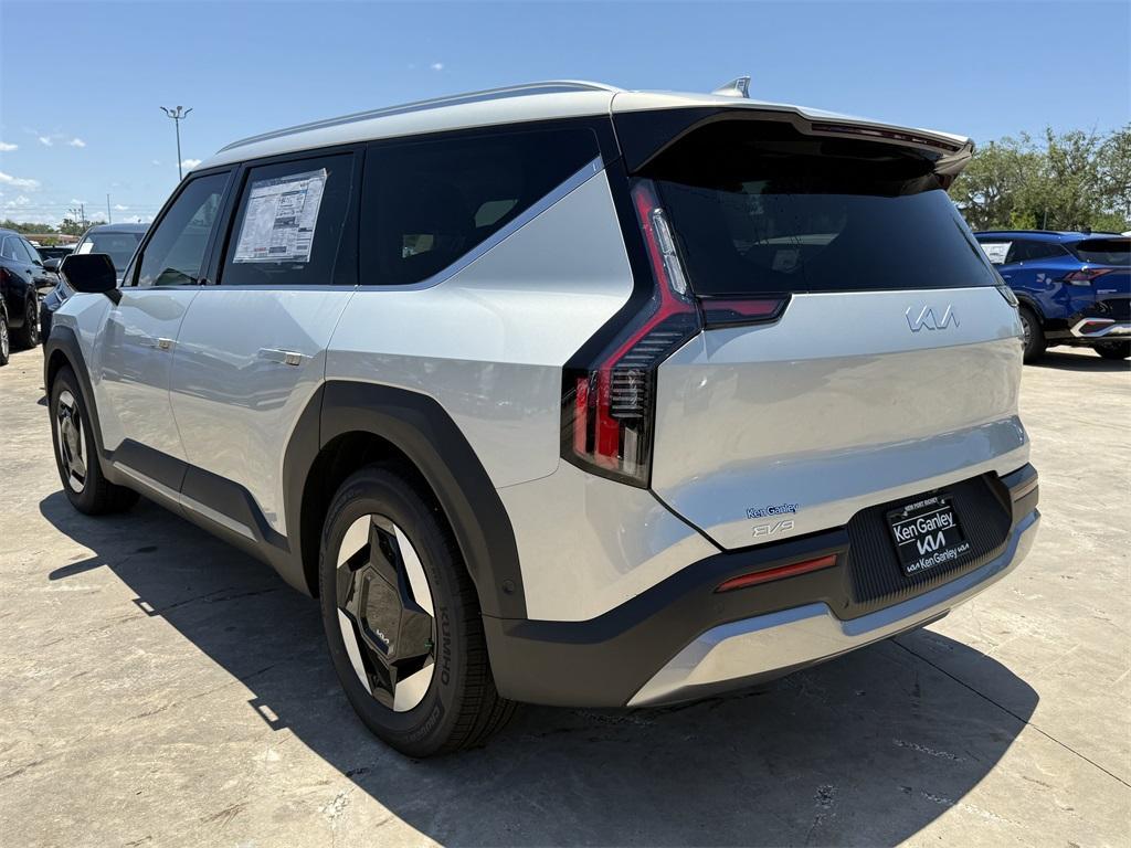 new 2026 Kia EV9 car, priced at $60,805
