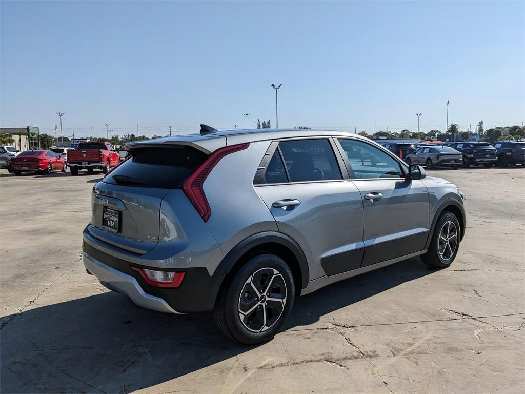 used 2025 Kia Niro car, priced at $23,552