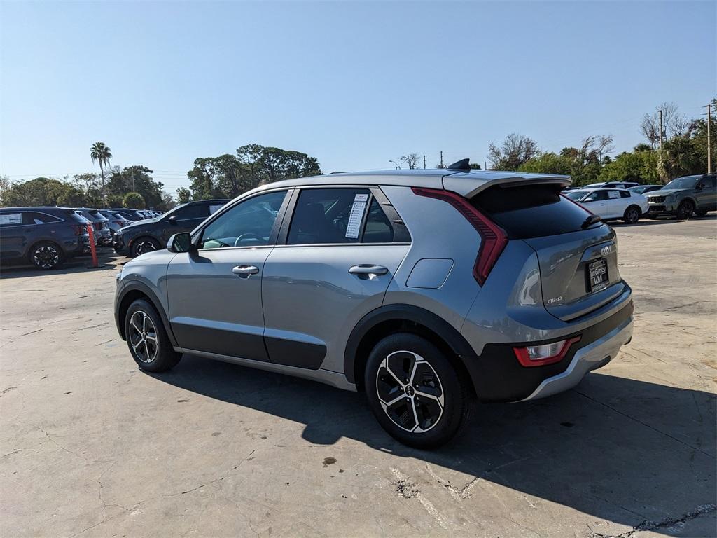used 2025 Kia Niro car, priced at $23,552