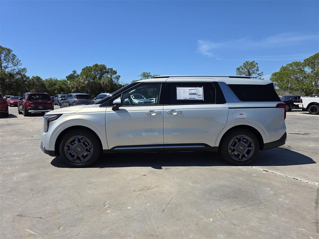 new 2025 Kia Carnival Hybrid car, priced at $48,895