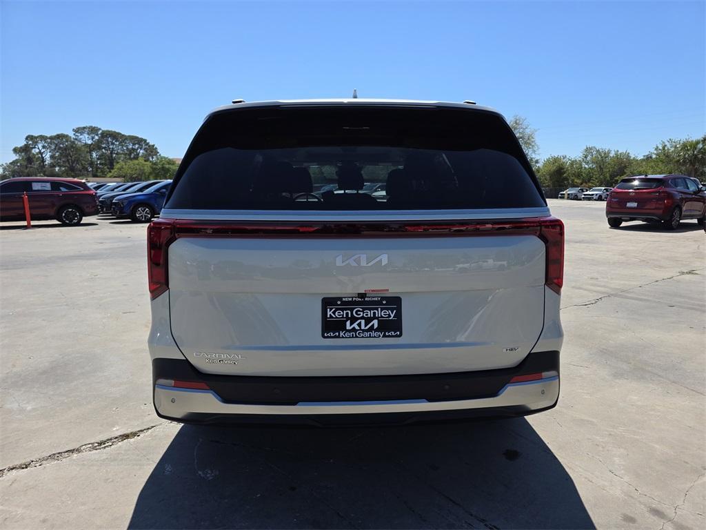 new 2025 Kia Carnival Hybrid car, priced at $48,895