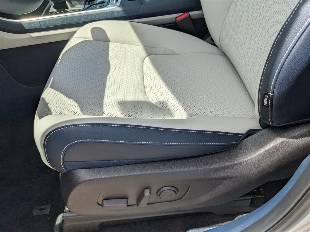 new 2026 Kia Carnival car, priced at $53,285