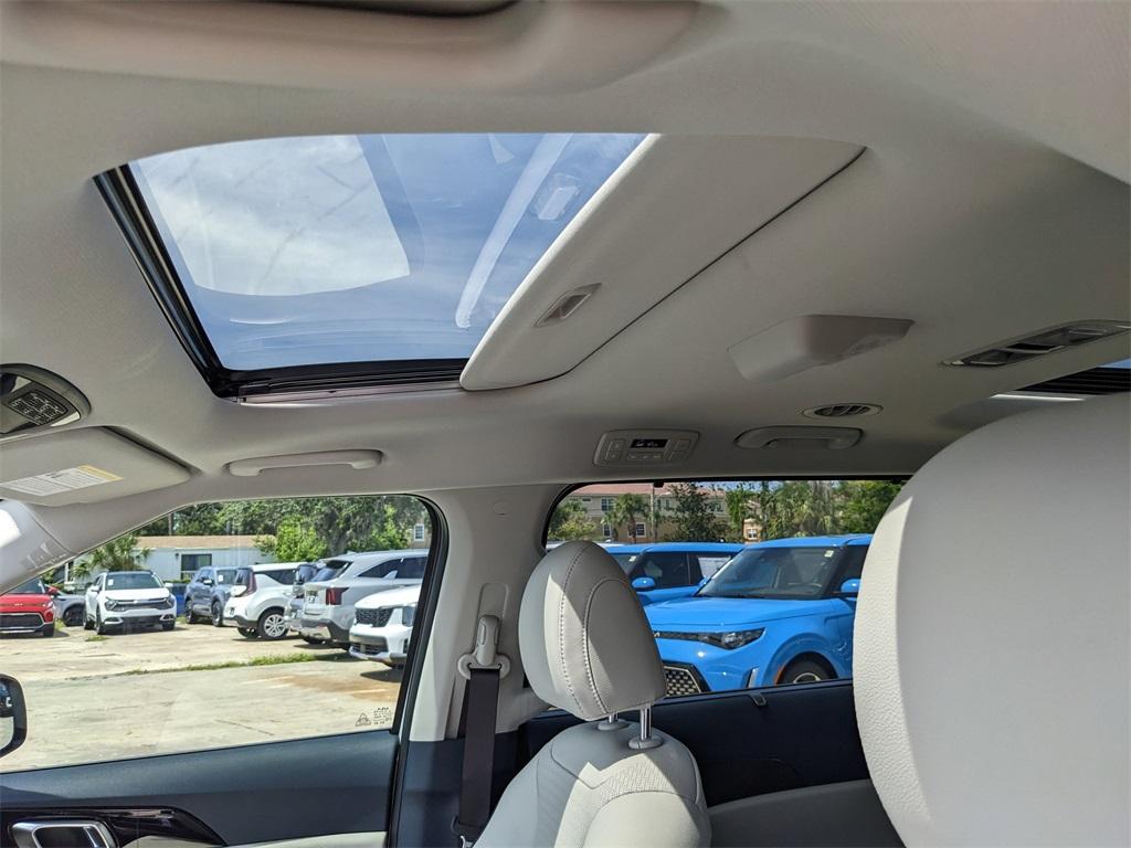 new 2026 Kia Carnival car, priced at $53,285