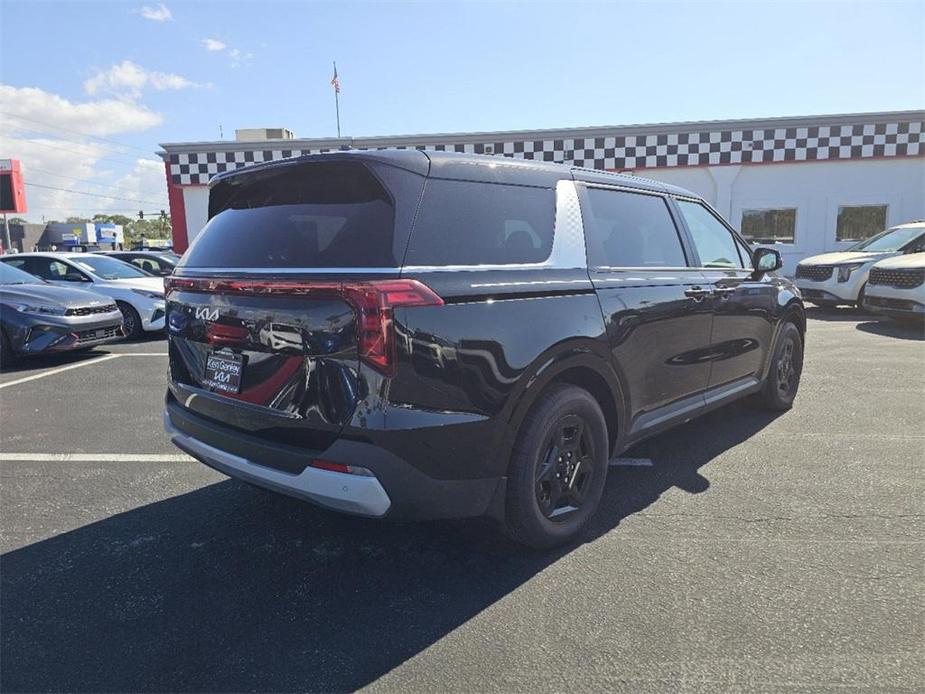 new 2025 Kia Carnival car, priced at $40,655