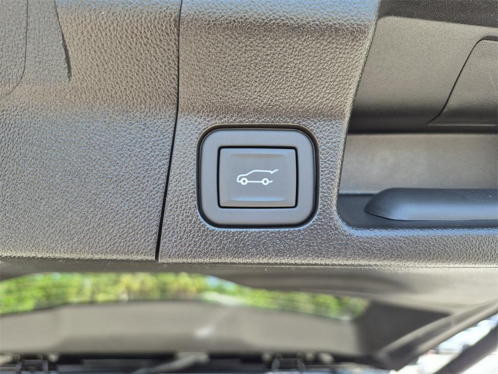 used 2021 GMC Acadia car, priced at $28,992