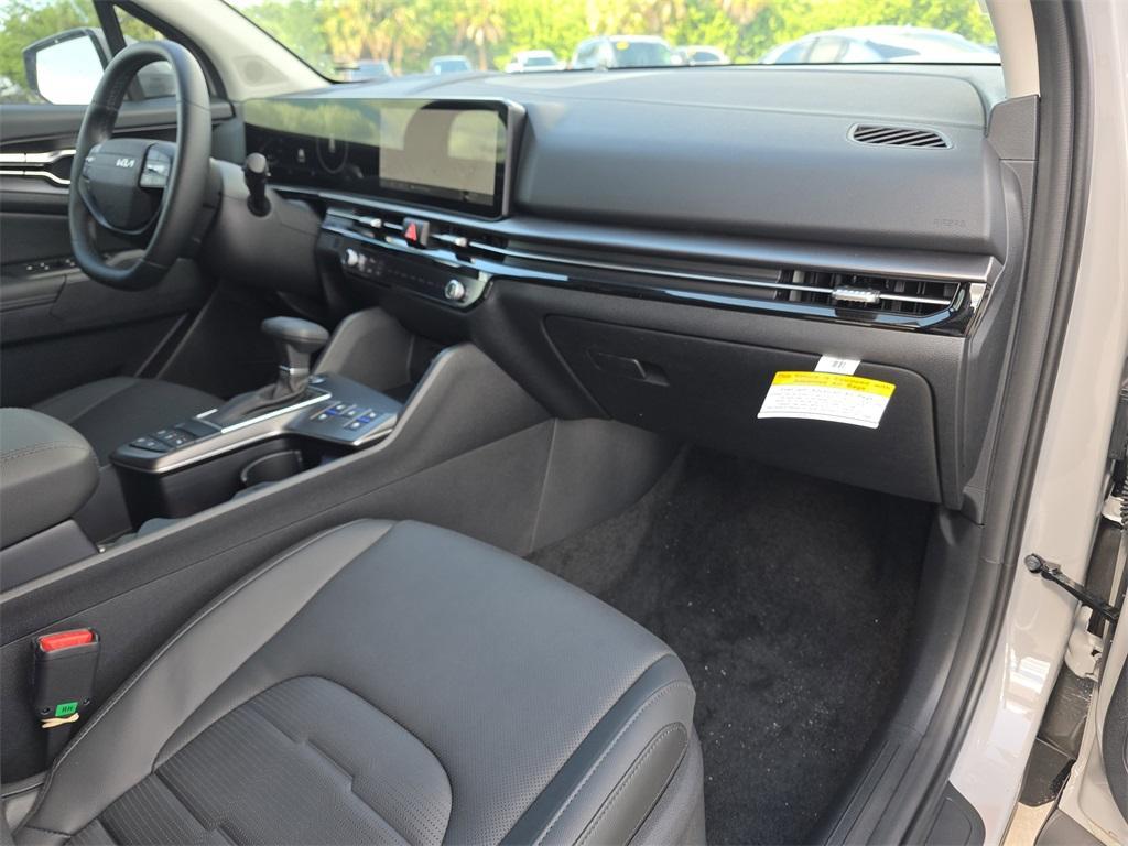 new 2026 Kia Sportage car, priced at $36,930