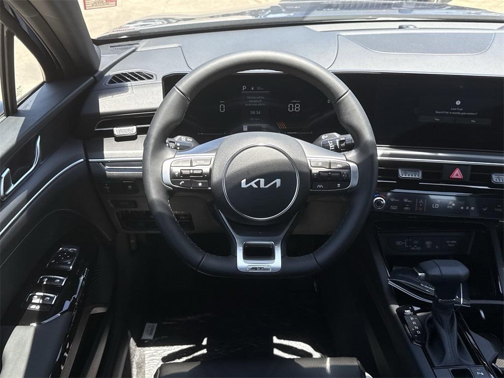 new 2025 Kia K5 car, priced at $25,795