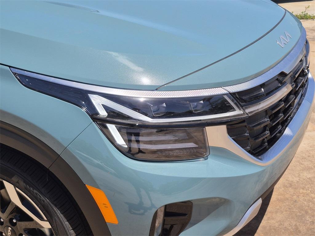 new 2025 Kia Seltos car, priced at $32,455