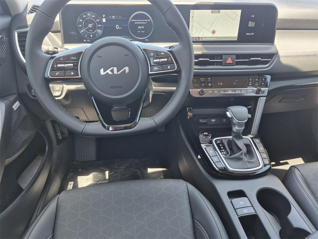 new 2025 Kia Seltos car, priced at $32,455