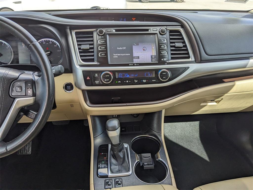 used 2015 Toyota Highlander car, priced at $17,352