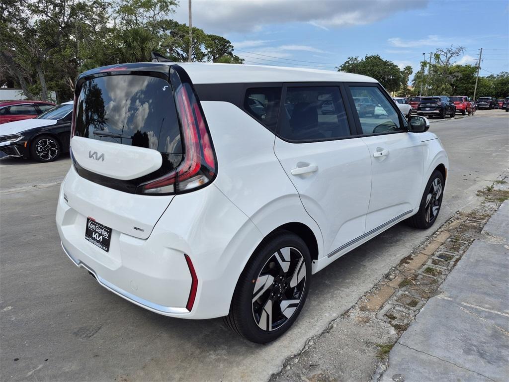 new 2025 Kia Soul car, priced at $23,925