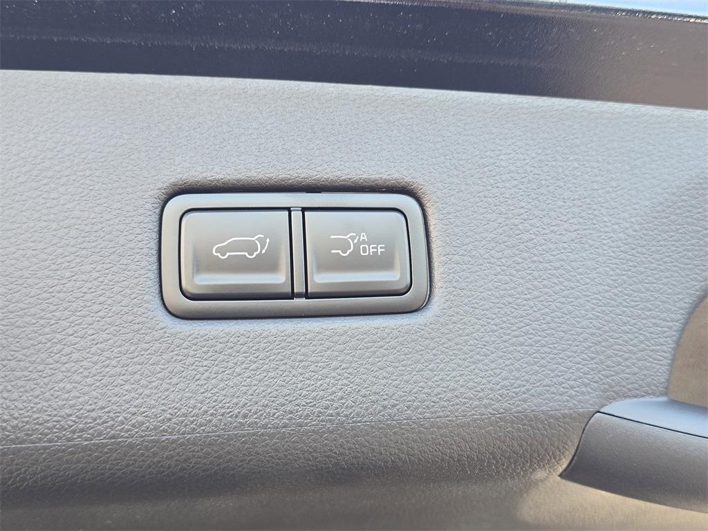 new 2026 Kia Carnival car, priced at $52,285