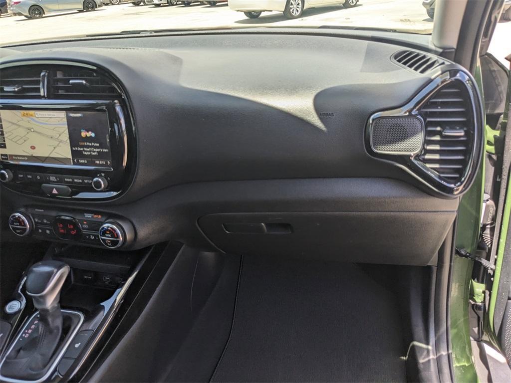 used 2021 Kia Soul car, priced at $15,992