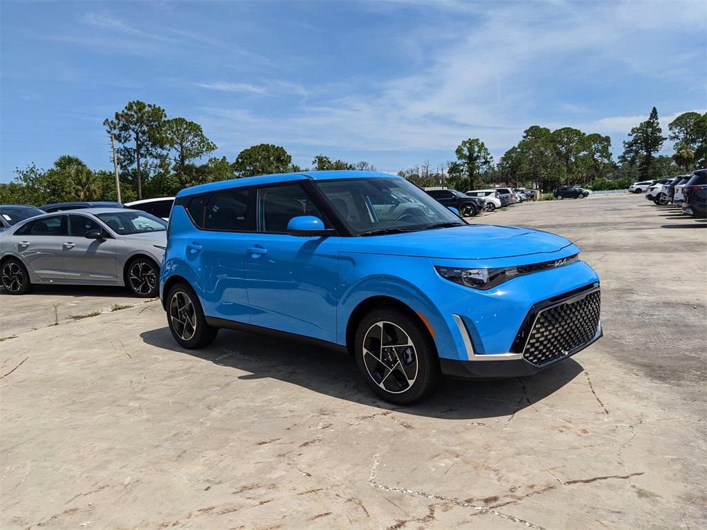 new 2025 Kia Soul car, priced at $23,608