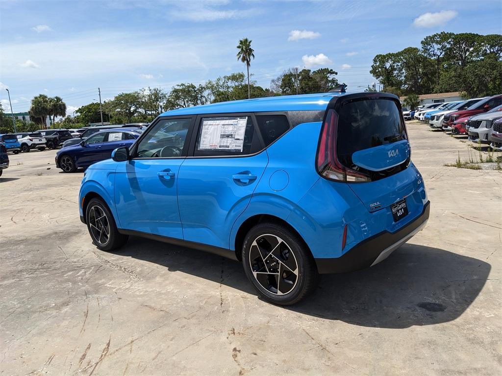 new 2025 Kia Soul car, priced at $23,608