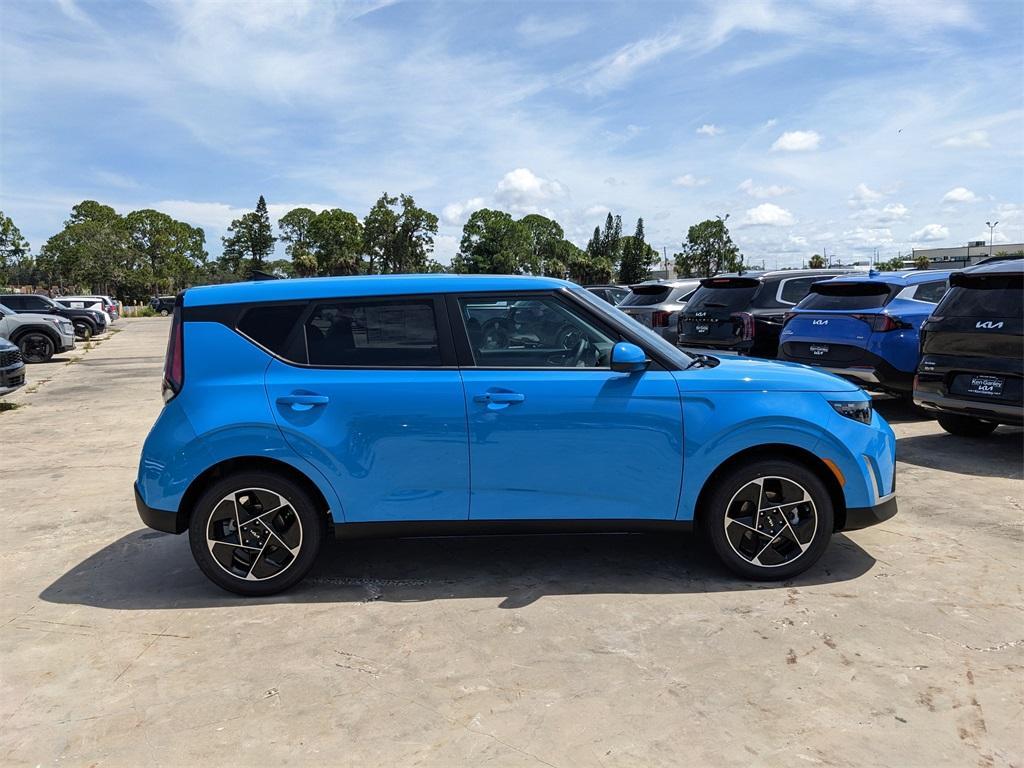 new 2025 Kia Soul car, priced at $23,608