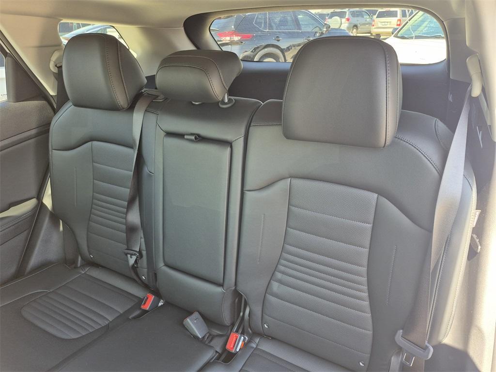 new 2025 Kia Sportage car, priced at $35,885