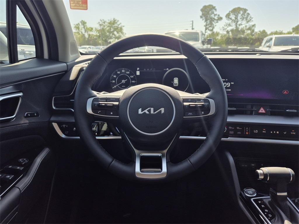 new 2025 Kia Sportage car, priced at $35,885