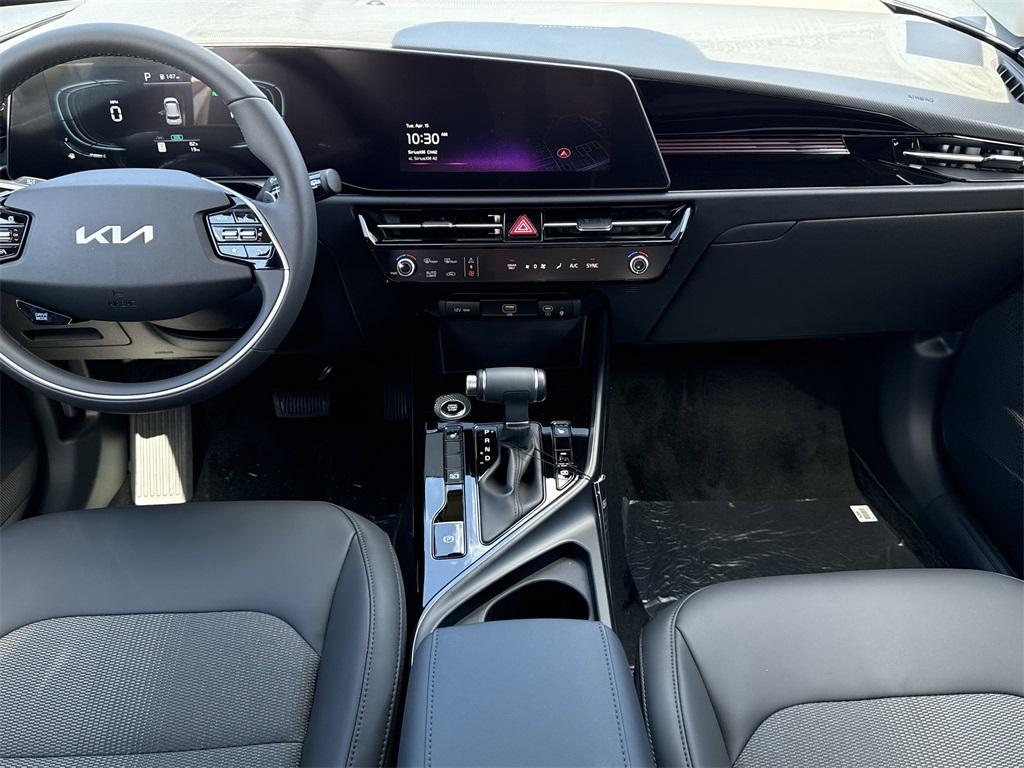 new 2025 Kia Niro car, priced at $31,225