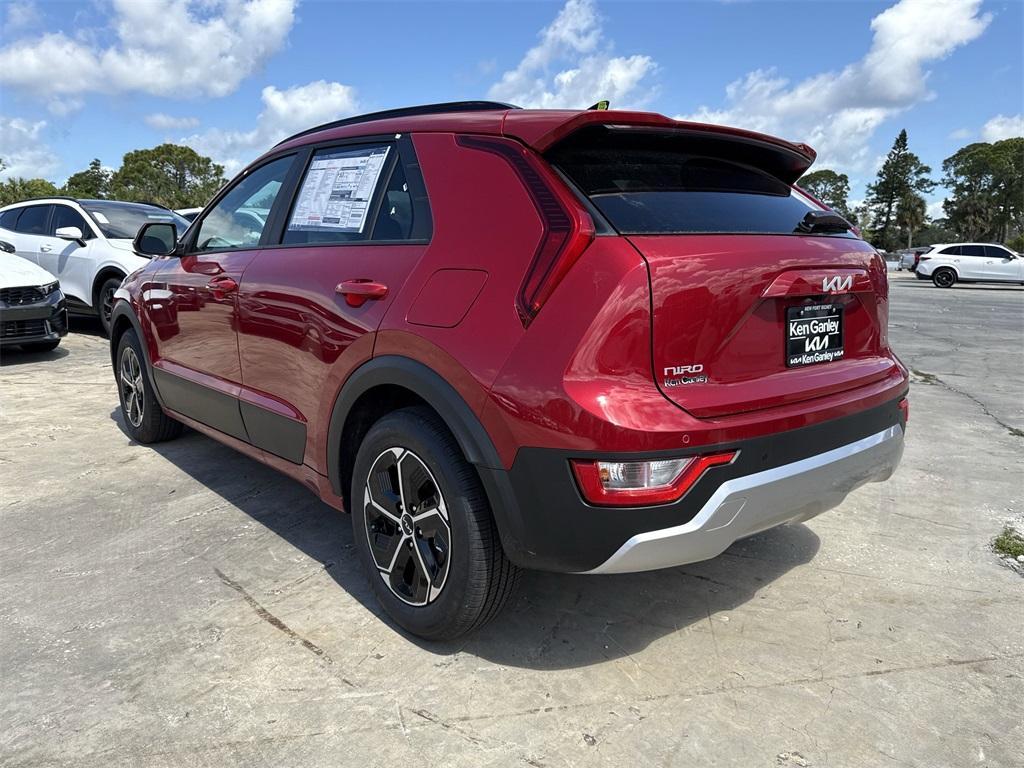 new 2025 Kia Niro car, priced at $31,225