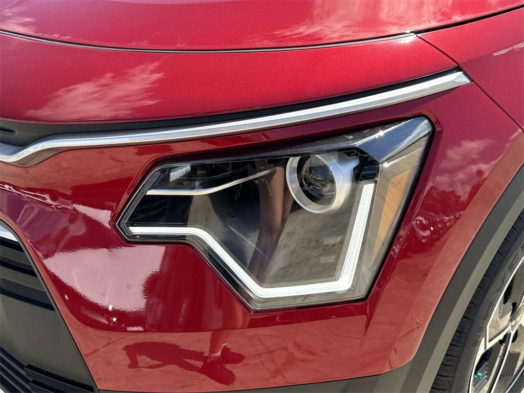 new 2025 Kia Niro car, priced at $31,225
