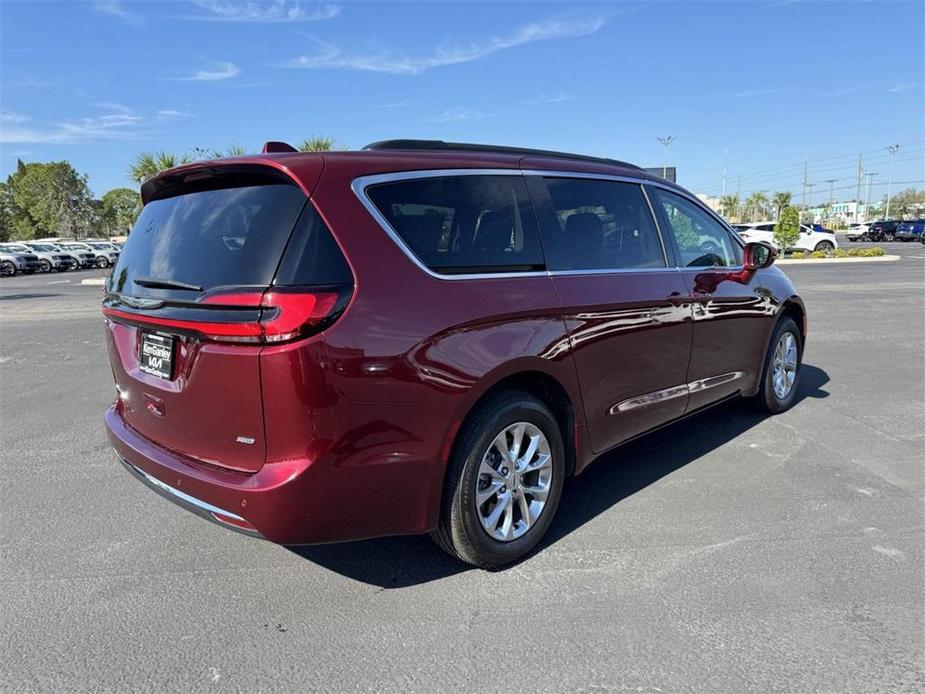 used 2022 Chrysler Pacifica car, priced at $30,391