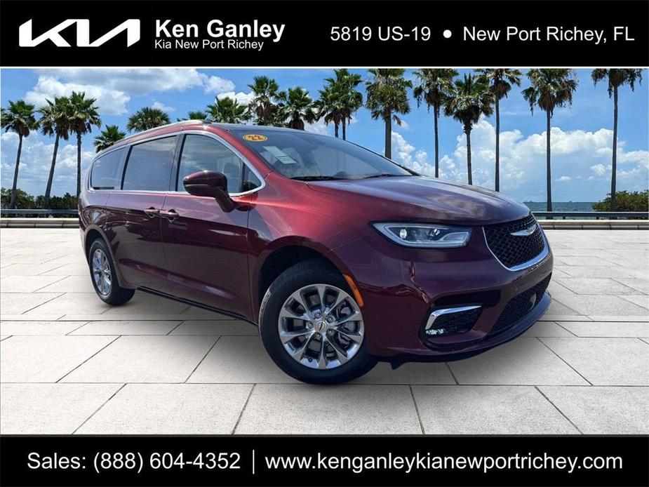 used 2022 Chrysler Pacifica car, priced at $30,391