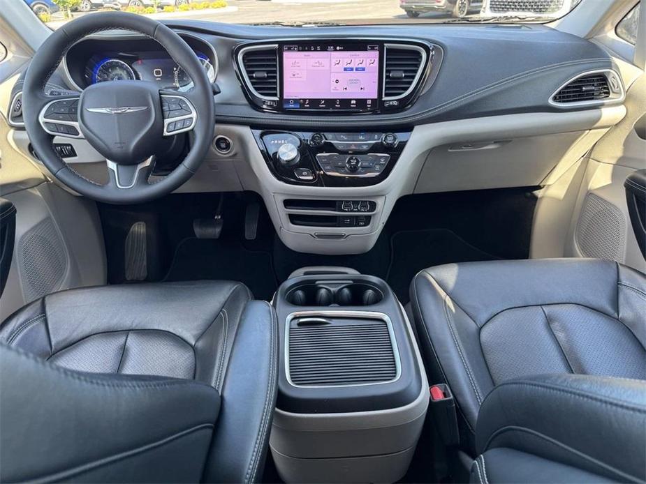 used 2022 Chrysler Pacifica car, priced at $30,391