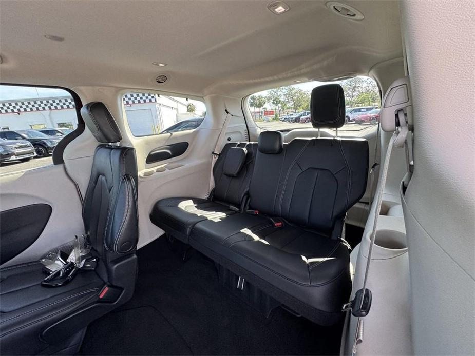 used 2022 Chrysler Pacifica car, priced at $30,391