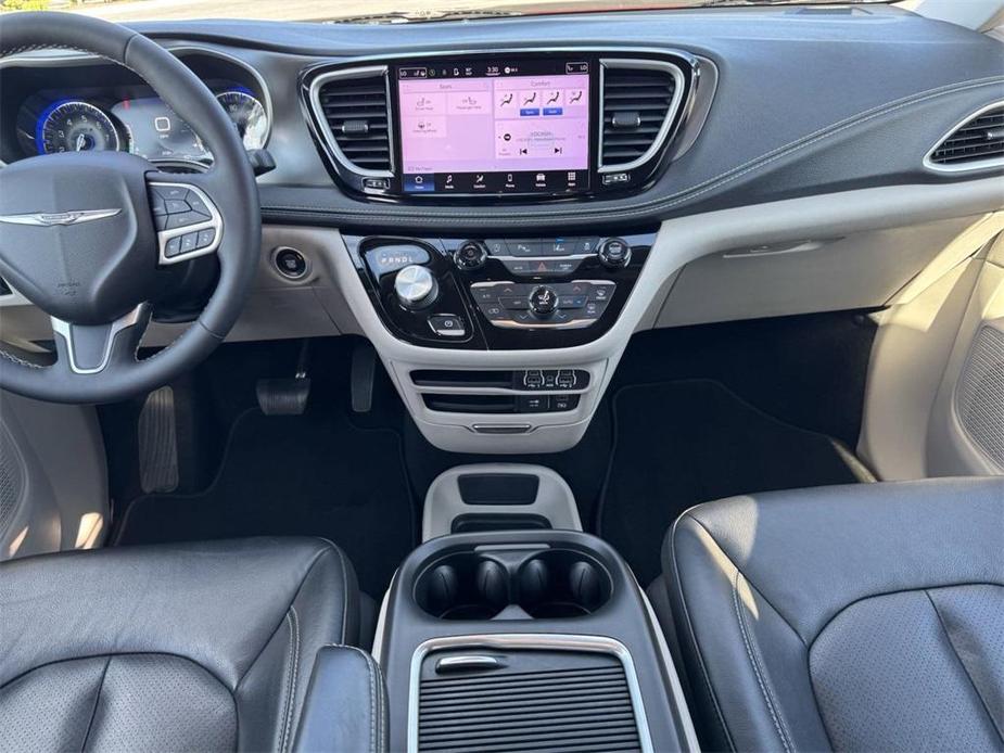 used 2022 Chrysler Pacifica car, priced at $30,391