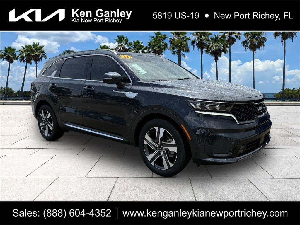 used 2023 Kia Sorento Plug-In Hybrid car, priced at $32,365