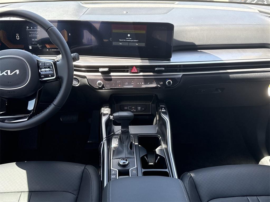 new 2025 Kia Sorento car, priced at $34,422