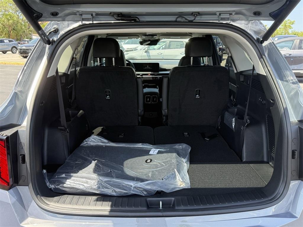 new 2025 Kia Sorento car, priced at $34,422