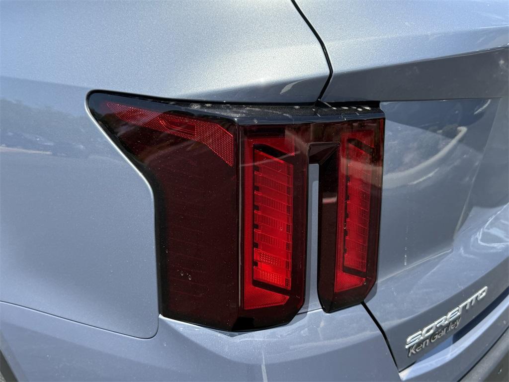 new 2025 Kia Sorento car, priced at $34,422