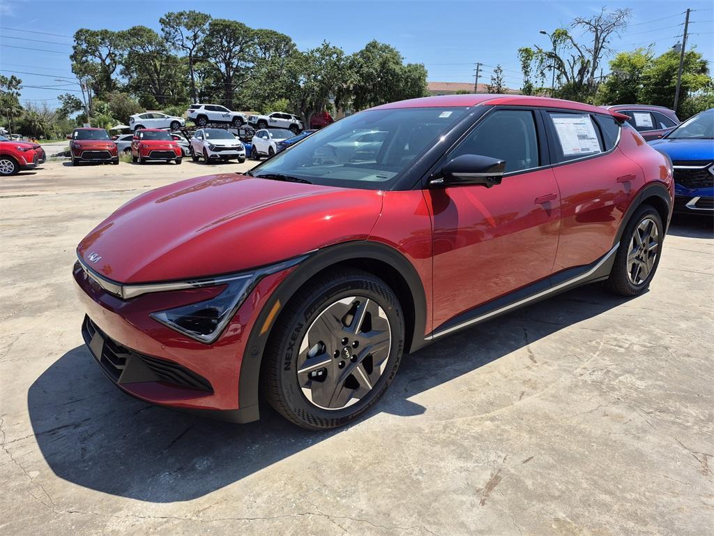 new 2025 Kia EV6 car, priced at $44,842