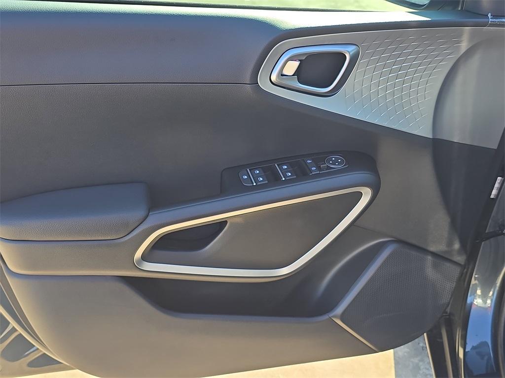 new 2025 Kia Soul car, priced at $19,785