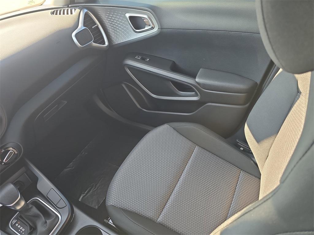 new 2025 Kia Soul car, priced at $19,785