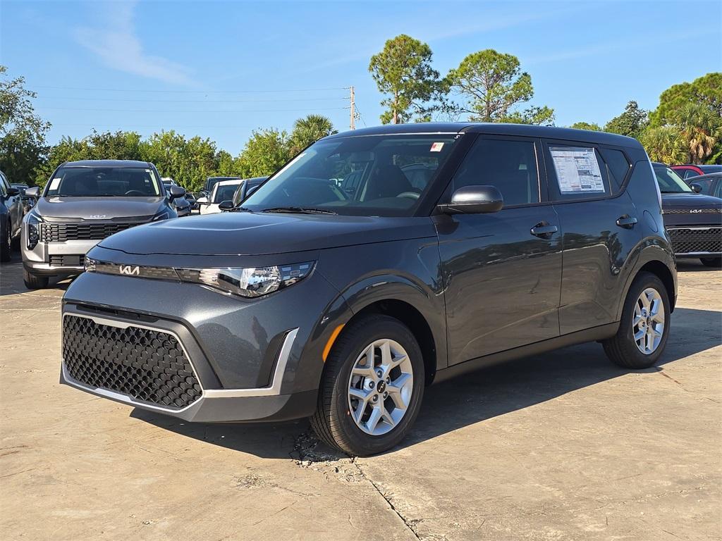 new 2025 Kia Soul car, priced at $19,785