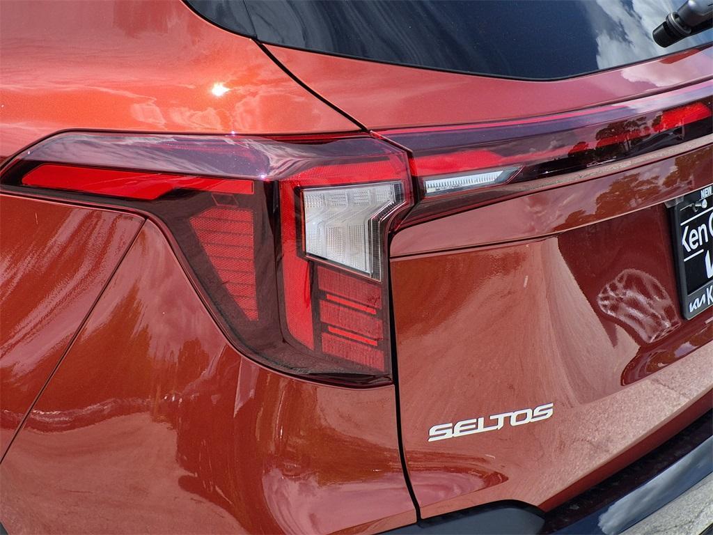 new 2025 Kia Seltos car, priced at $24,440