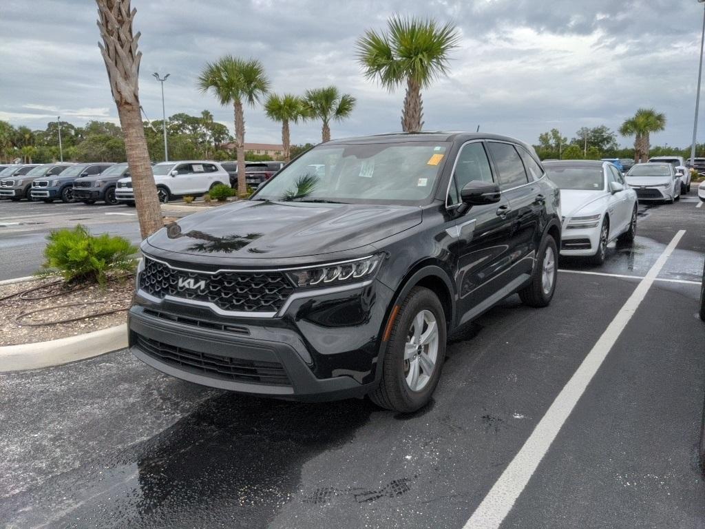 used 2023 Kia Sorento car, priced at $22,811