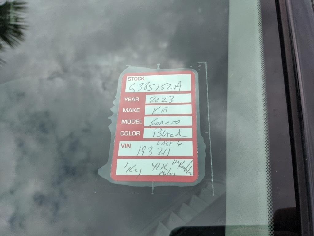 used 2023 Kia Sorento car, priced at $22,811