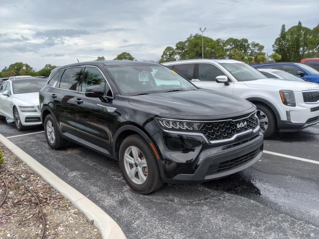 used 2023 Kia Sorento car, priced at $23,131