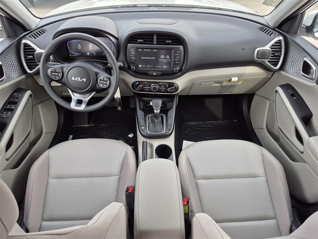new 2025 Kia Soul car, priced at $19,946