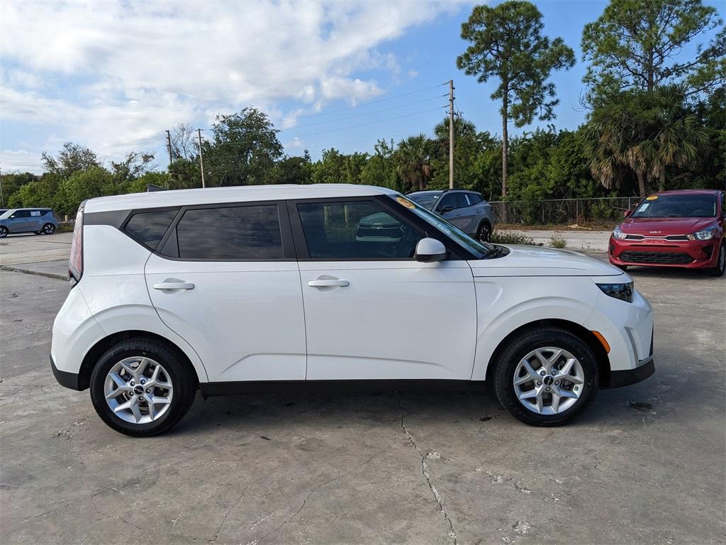 used 2023 Kia Soul car, priced at $14,262